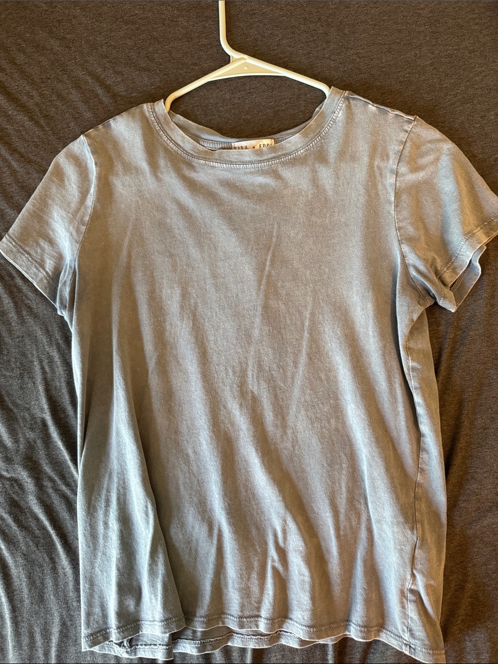 Fitz and Eddi size medium tee